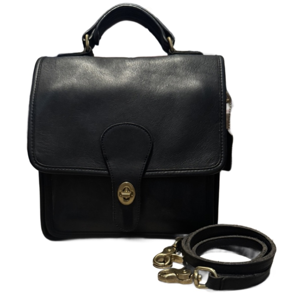 Coach Vintage Black Station Bag EUC